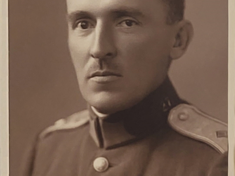 Leo Ecker