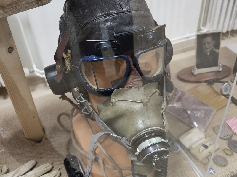 Expozice věnovaná pilotu RAF Benediktu Blatnému z Lovčic